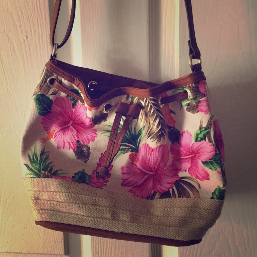 New leave print bag
